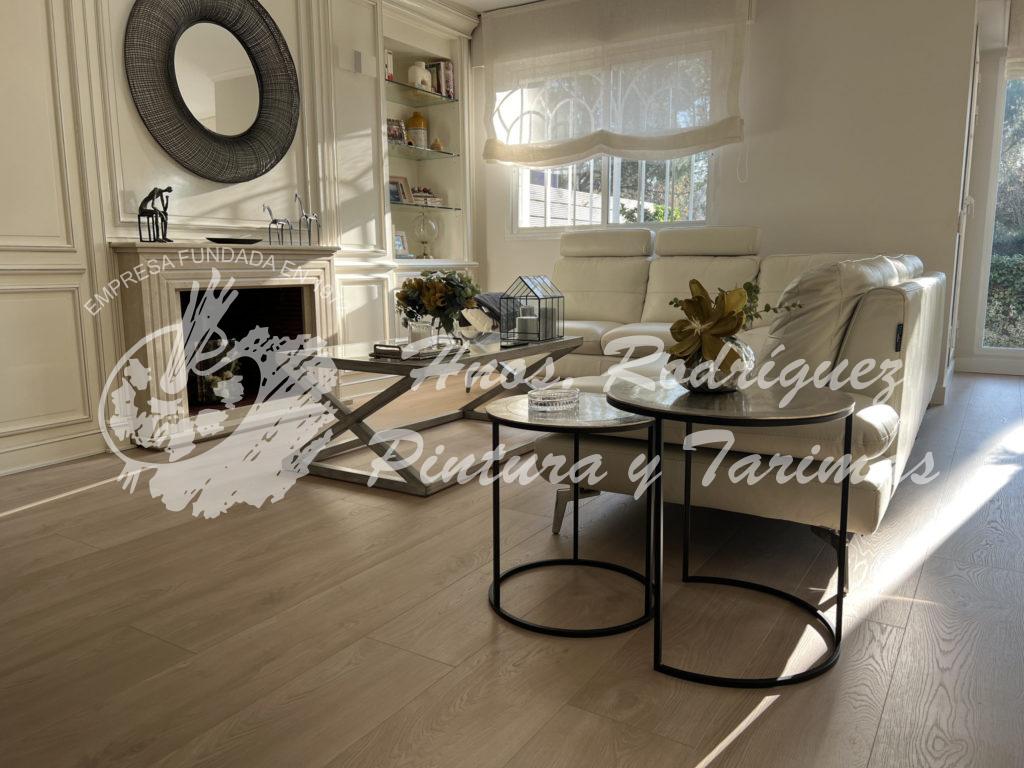 Instalación tarima en chalet con escalera. Kronotex Mammut Plus