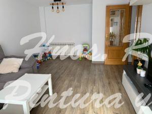 Lee más sobre el artículo Instalación Tarima piso 80 m2. Berryalloc Trendine V4  Fiji Oak