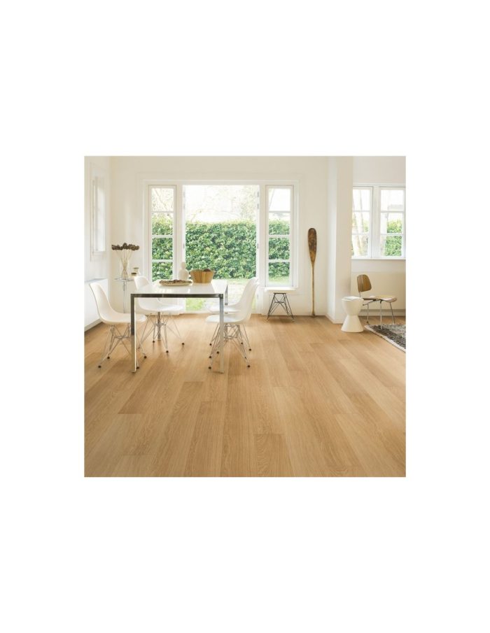Quick Step.Impressive. Roble Barnizado Natural